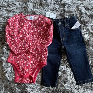 NWT Old Navy Baby Girl Outfit Size 12-18mo